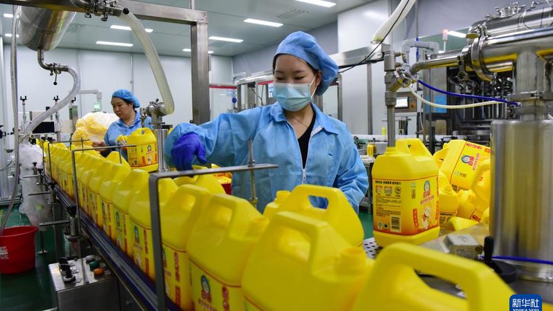 POM、PP、PE：乳化剂材质选型的三岔口